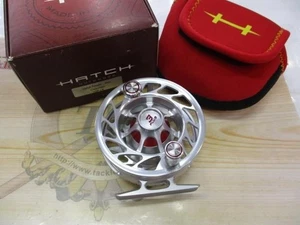 Carrete de mosca Hatch Finatic 3PLUS rojo plateado (medio eje) usado - Imagen 1 de 7