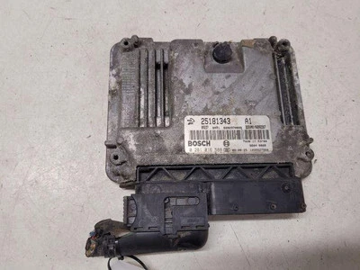 Centralina motore CHEVROLET CAPTIVA C100, C140 ECU 25181343 2.0 Diesel 27045513 - Immagine 1 di 4