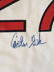 Carlton Fisk signed Autogramm 1975 Mitchell & Ness Trikot Boston Red Sox HOF MLB - Bild 1 von 4