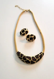 Vintage Giraffe Print Matching Necklace and Clip-on Earring Set - Picture 1 of 6