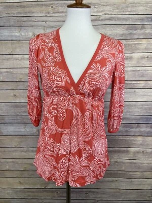 Blusa Babydoll esplêndida pequena frente cruzada paisley boho coral malha elástica  - Imagem 1 de 4