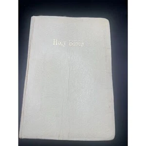 Vintage Holy Bible White Hardcover Book 1972 BY THOMAS NELSON INC. 【sold as it is】 - Bild 1 von 7