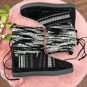 Toms Damengröße 8 Nepal schwarz weiß Wildleder Garn strukturiert Stiefel Kunstfell gefüttert - Bild 1 von 9