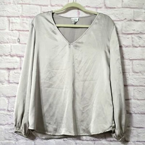 Nicole Miller Pullover Satin Long Sleeve Pullover Top Silver Size Medium - Picture 1 of 10