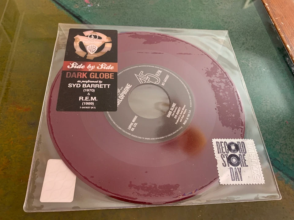 7"  2015 Syd Barrett / R.E.M. – Dark Globe LTD - Image 1 of 1