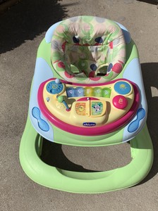 chicco baby walkers