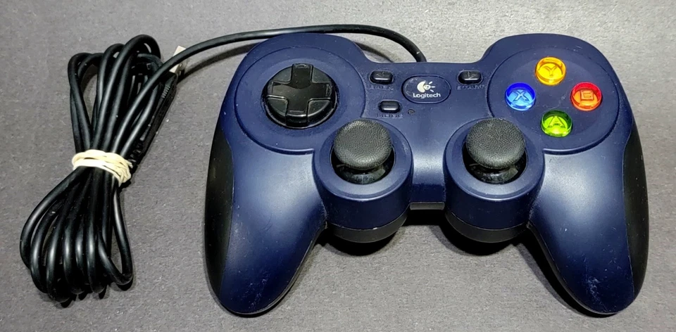 Logitech F310 Gamepad USB Wired Controller for PC/Mac (940-000110) - Image 1 of 2