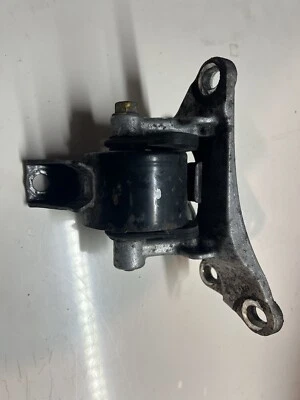 2001 - 2006 Honda Civic Type R EP3 Gearbox Mount  - Image 1 of 4