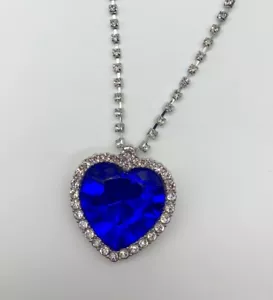 REPLICA Titanic Heart Of The Ocean Pendant Necklace TITANIC MOVIE HEART ROSE - Picture 1 of 4