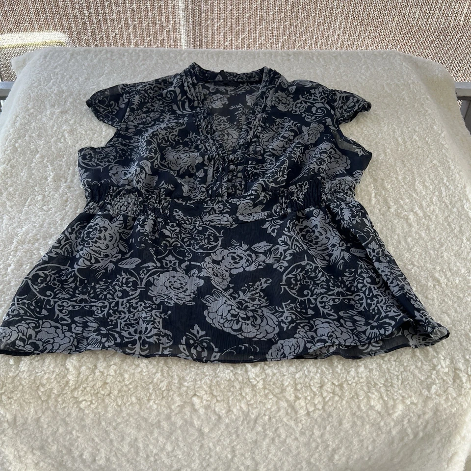 Daisy Fuenties Women's Blouse Top Large BLk Sheer Floral Cap Sleeve, V -Neck - Image 1 of 4