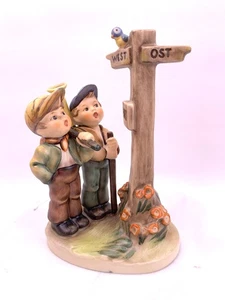 Goebel Hummel Which Way Figurine #331 Two Boys at Signpost Goebel Germany - Picture 1 of 5
