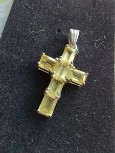 Beautiful Silver 925 Citrine Cross Pendent. - Picture 1 of 8