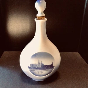 ANTIQUE ROYAL COPENHAGEN PORCELAIN CHINA DECANTER KRONBORG CASTLE - Picture 1 of 10