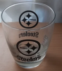 Pittsburgh Steelers NFL 13 Ounce Cocktail Glasses - Picture 1 of 2