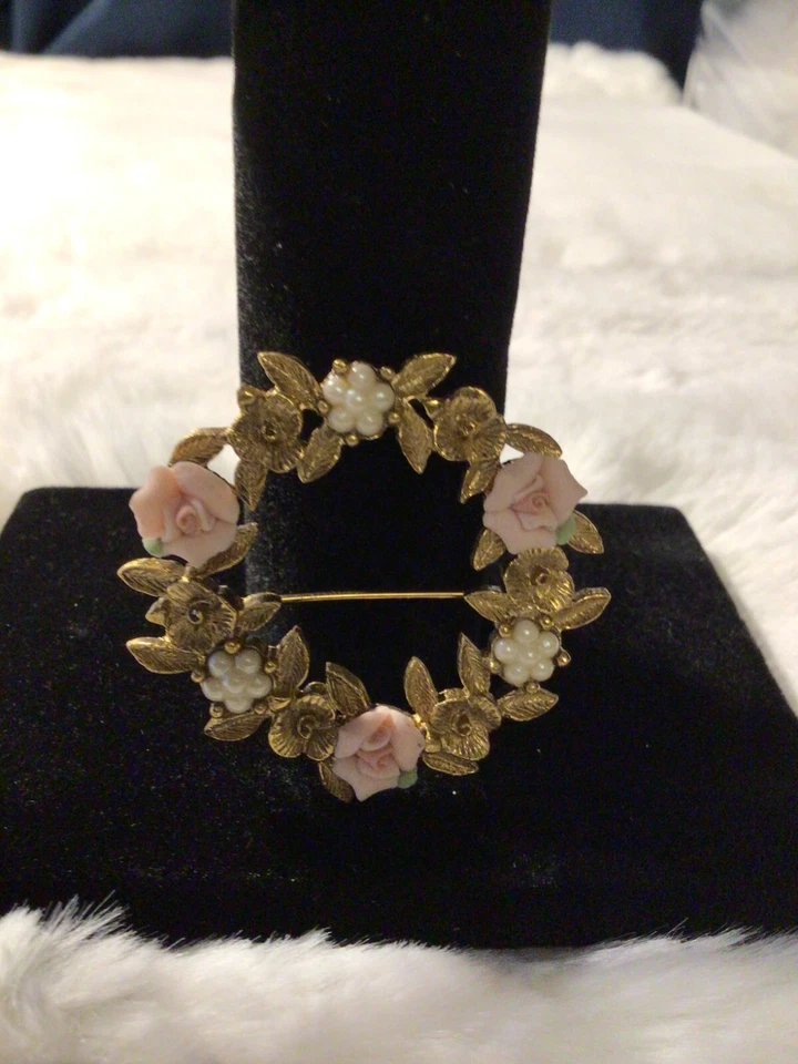 Broche prendedor marca joyería nupcial porcelana rosa corona perla Foto 1 de 4
