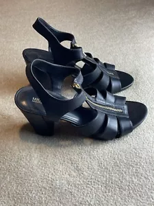 MICHAEL KORS Women's Damita Leather BLACK Sandals Heels Zipper Detail sz 9.5M - Picture 1 of 8