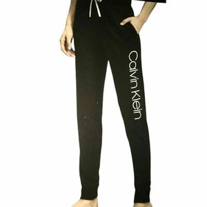 Las mejores ofertas en Mezcla de algodón Calvin Klein Negro Ropa Deportiva  para Mujeres | eBay