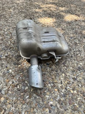 AUDI A5 B9 2.0T QUATTRO SPORTBACK 2018-2020 - Silenciador de escape trasero izquierdo Foto 1 de 4