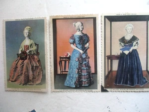 3 Leinenpostkarten mit KLEIDERN, DIE VON FRAUEN VON 3 US-PRÄSIDENTEN IN SMITHSONIAN MUS GETRAGEN WERDEN - Bild 1 von 5
