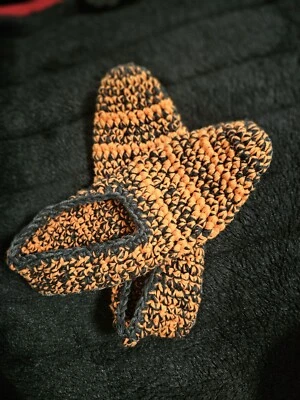 Hausschuhe Füßlinge Haussocken Handarbeit Gr. 38/39 - Bild 1 von 4