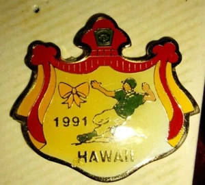 Vintage Little League World Series Baseball Trading Pin 1991 Hawaii Sliding Home - Picture 1 of 1