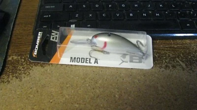 Bomber crankbait, "Model A", 2 5/8", 1/2 oz, nip, free shipping - Image 1 of 2