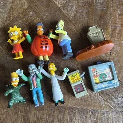 Simpsons Treehouse Horror Figures Lot w/Accessories Burger King 6 Toys & Bases  - Image 1 of 4