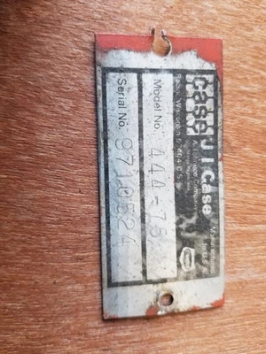 Placa de identificación para tractor de césped Case 444 cortacésped Ingersoll (116) Foto 1 de 2