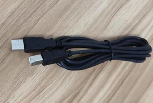 Cable de alimentación negro para sistema de altavoces multimedia BOSE Companion 5 - Imagen 1 de 2