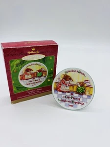 VINTAGE HALLMARK KEEPSAKE ORNAMENT GRANDMAS HOUSE COLLECTORS PLATE MOUSE 2000 - Picture 1 of 8