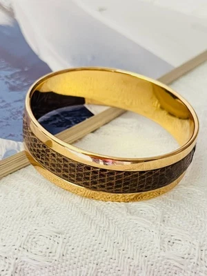 Christian Dior GROSSE 1973 Texturizado Marrón Cuero Grueso Brazalete, Pulsera Foto 1 de 4