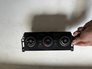 Chevy Silverado 1500 2010-11 calefacción manual control de temperatura de aire acondicionado OEM 20887816 - Imagen 1 de 2