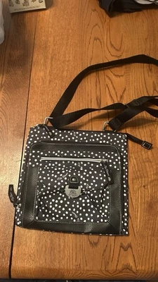 Cartera Bandolera Lily Bloom Negra Blanca Lunares Correa Ajustable Forro Verde Foto 1 de 4