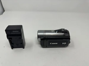 Canon Vixia HF200 HD 1080 Camcorder Tested Works with Charger - Picture 1 of 12