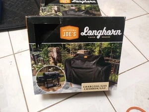 Oklahoma Joe's Grillabdeckung Longhorn Serie 73,75" B x 50,25" H schwarz - Bild 1 von 3