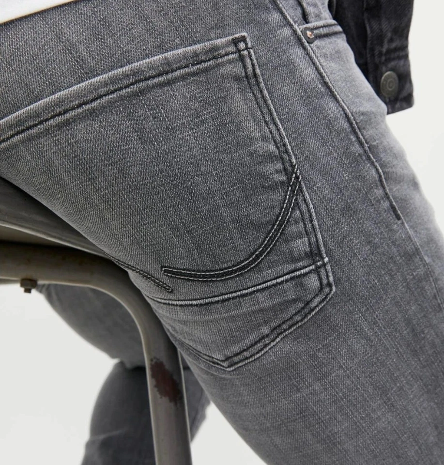 Pantalones de mezclilla para hombre JACK & JONES ajustados rectos grises Foto 1 de 4