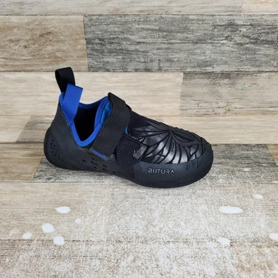 Butora Narsha Womens Rock Climbing Shoes Sz 8.5 Blue Tight Fit Adjustable Strap - Image 1 of 4