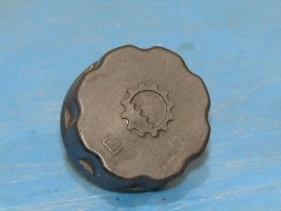 Chevrolet Captiva Sport 2012-2015 2,4 L OEM transmisión tapa de llenado tapón 13 14 15 Foto 1 de 2