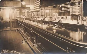 Cartolina LP31 Providence RI Interior Saloon Bar "the Pit" Scambio St RPPC - Foto 1 di 2