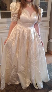 Jessica McClintock Women's Size 9 Wedding Dress Victorian Cottagecore Style - Picture 1 of 2