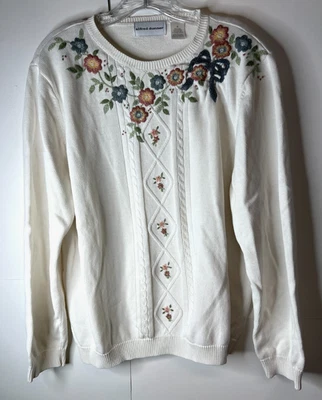 Suéter Alfred Dunner Talla Mediana Blanco Floral Bordado Con Cuentas Tejido Elástico Foto 1 de 4