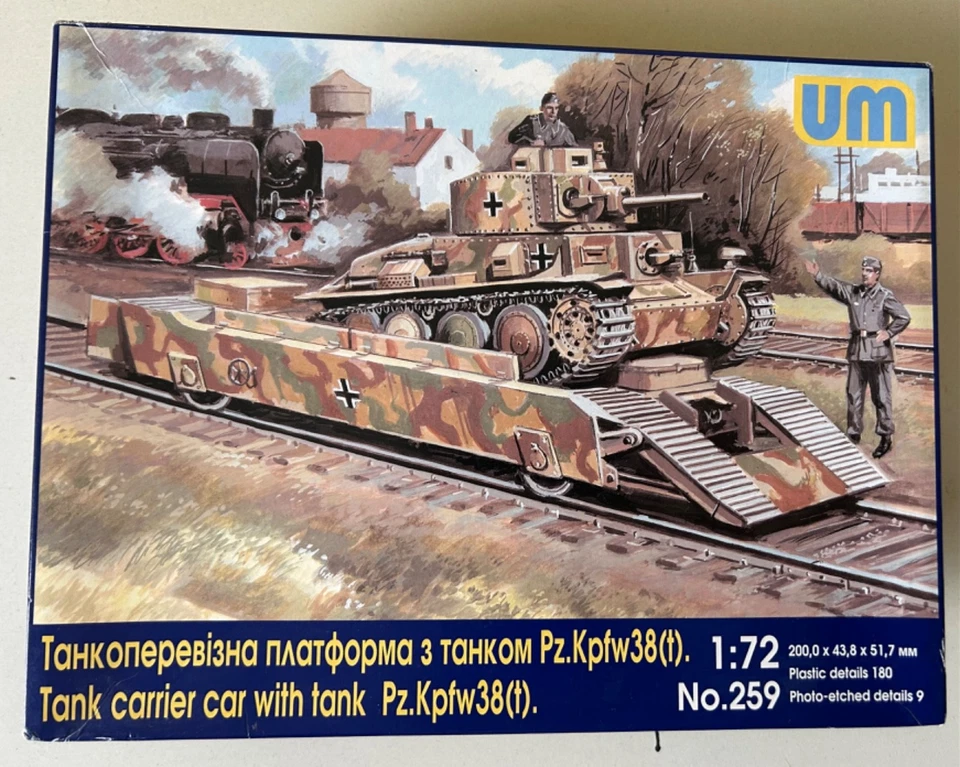 UM 259 1/72  TANK CARRIER WITH  GERMAN TANK PZ.KPFW. 38 T - Immagine 1 di 1