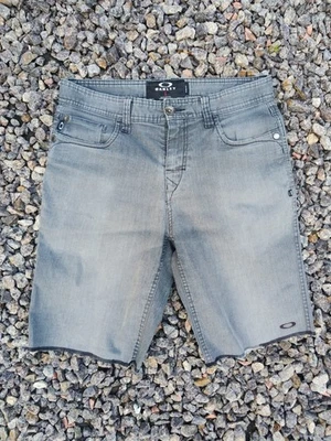 Shorts jeans masculino Oakley tamanho 30 cinza casual logotipo 5 bolsos - Imagem 1 de 4