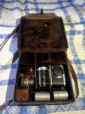 Juego de Cámara Leica Ernst Leitz Wetzlar - Hecho en Alemania (Serie Nº348991) Foto 1 de 4