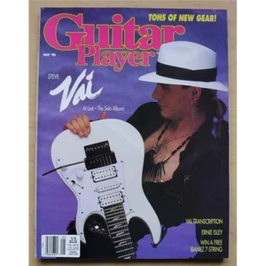 STEVE VAI GUITAR PLAYER MAGAZINE MAY 1990 - STEVE VAI COVER WITH MORE INSIDE USA - Picture 1 of 2