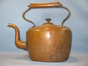ANTIQUE COPPER KETTLE, GREAT PATINA, GOOSE NECK SPOUT, UNUSUAL OVAL SHAPE - Picture 1 of 12