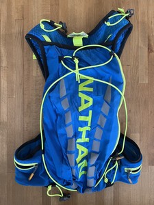 nathan firecatcher hydration vest