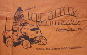 Four Seasons Total Landscaping PA Orange T-Shirt Men's Small Donald Trump MAGA - Picture 1 of 3