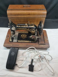 Vintage Electric Frister & Rossmann Sewing Machine Mod E No 1648322 c1927 - Foto 1 di 12