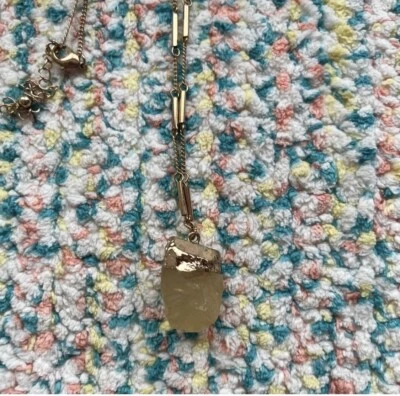 Collar roca cristal Forever 21 nuevo sin etiquetas Foto 1 de 3